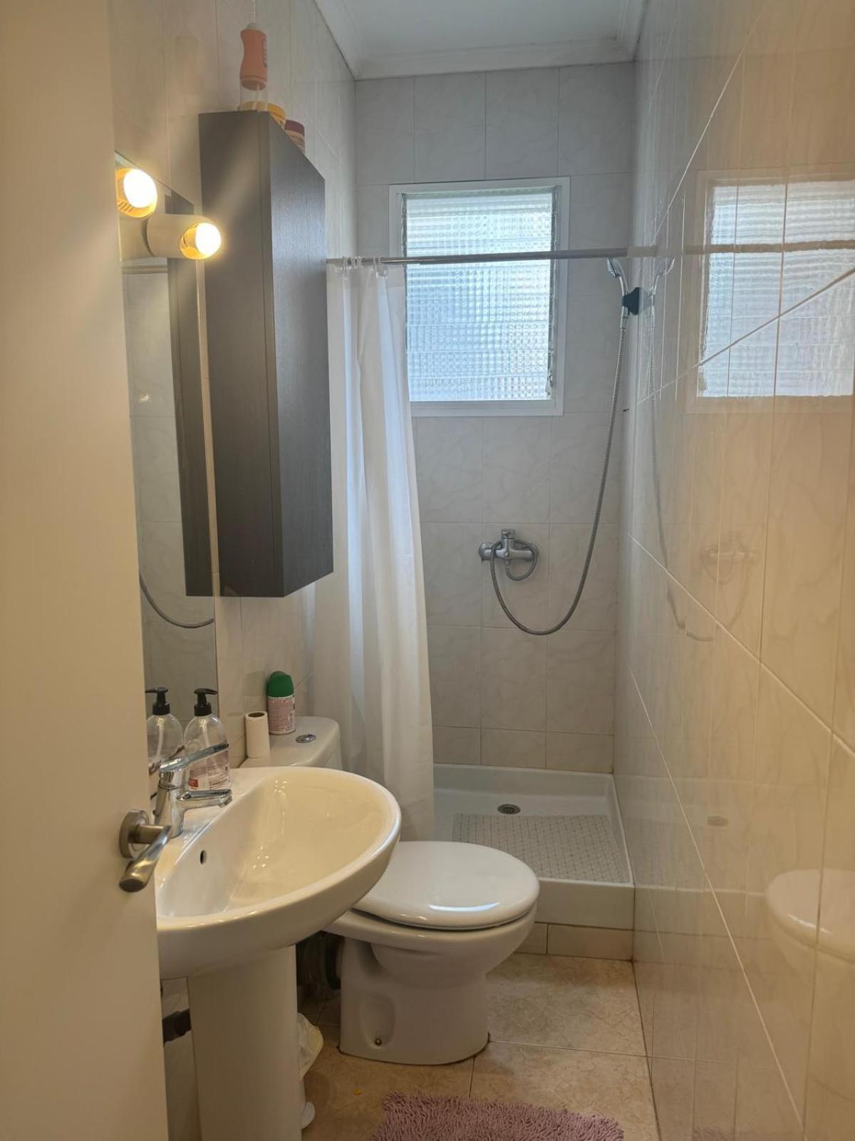 Habitacion Privada Валенсия Екстериор снимка